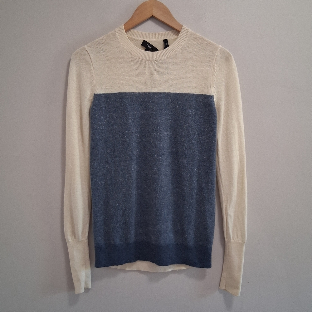Theory Merino Wool Blue and Cream Colorblock Crewneck Sweater Size Small